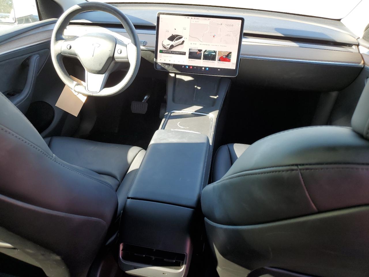 2025 Tesla Model Y VIN: 7SAYGDED9SF254654 Lot: 85929465