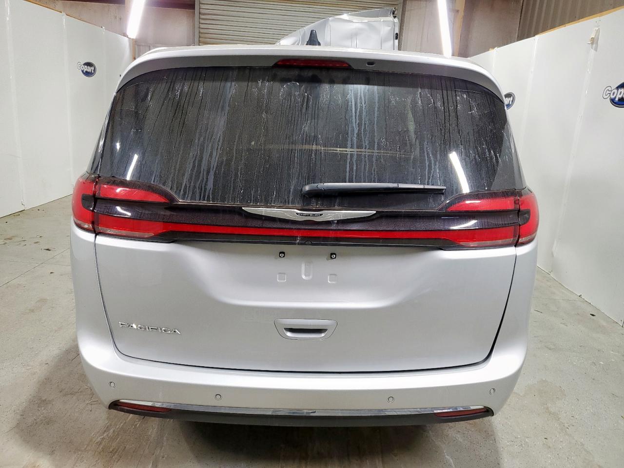 2024 Chrysler Pacifica Touring L VIN: 2C4RC1BG3RR173027 Lot: 86121225