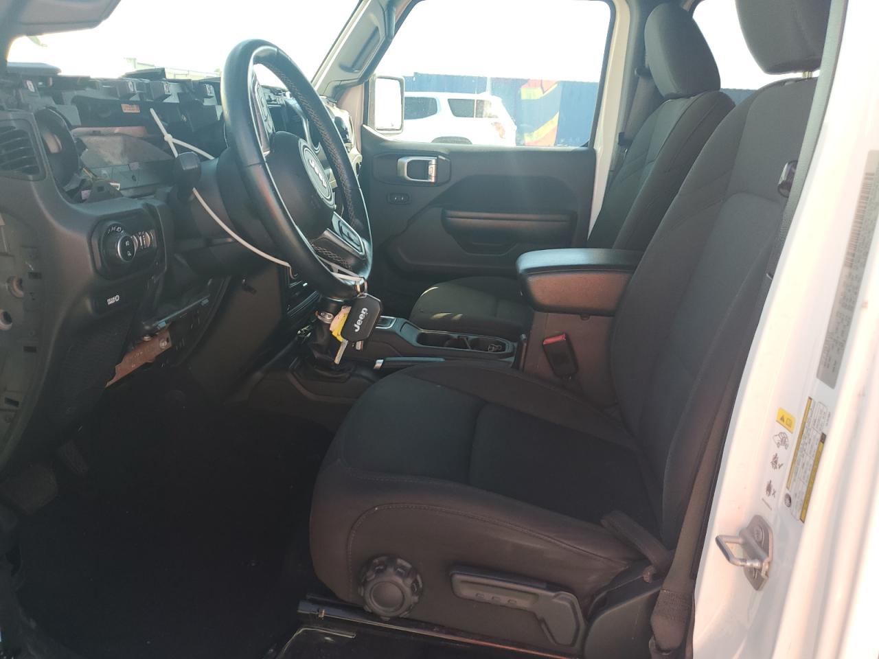 2020 Jeep Gladiator Sport VIN: 1C6HJTAG4LL141967 Lot: 86211595