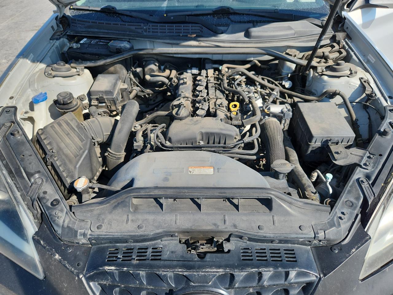 2011 Hyundai Genesis Coupe 2.0T VIN: KMHHT6KD4BU043292 Lot: 87362315