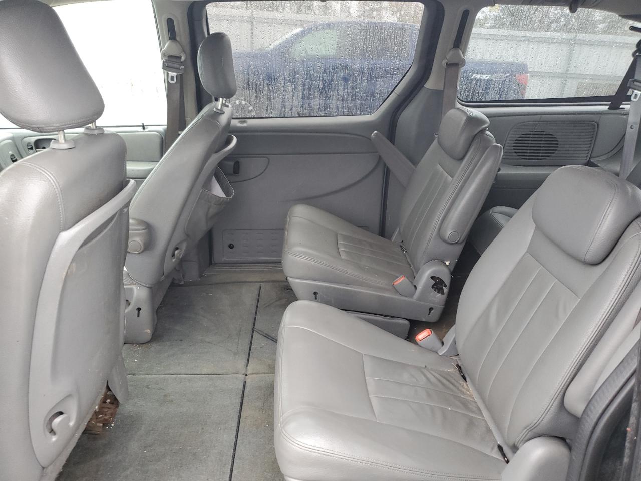 2005 Chrysler Town & Country Touring VIN: 2C4GP54L25R202444 Lot: 90518275