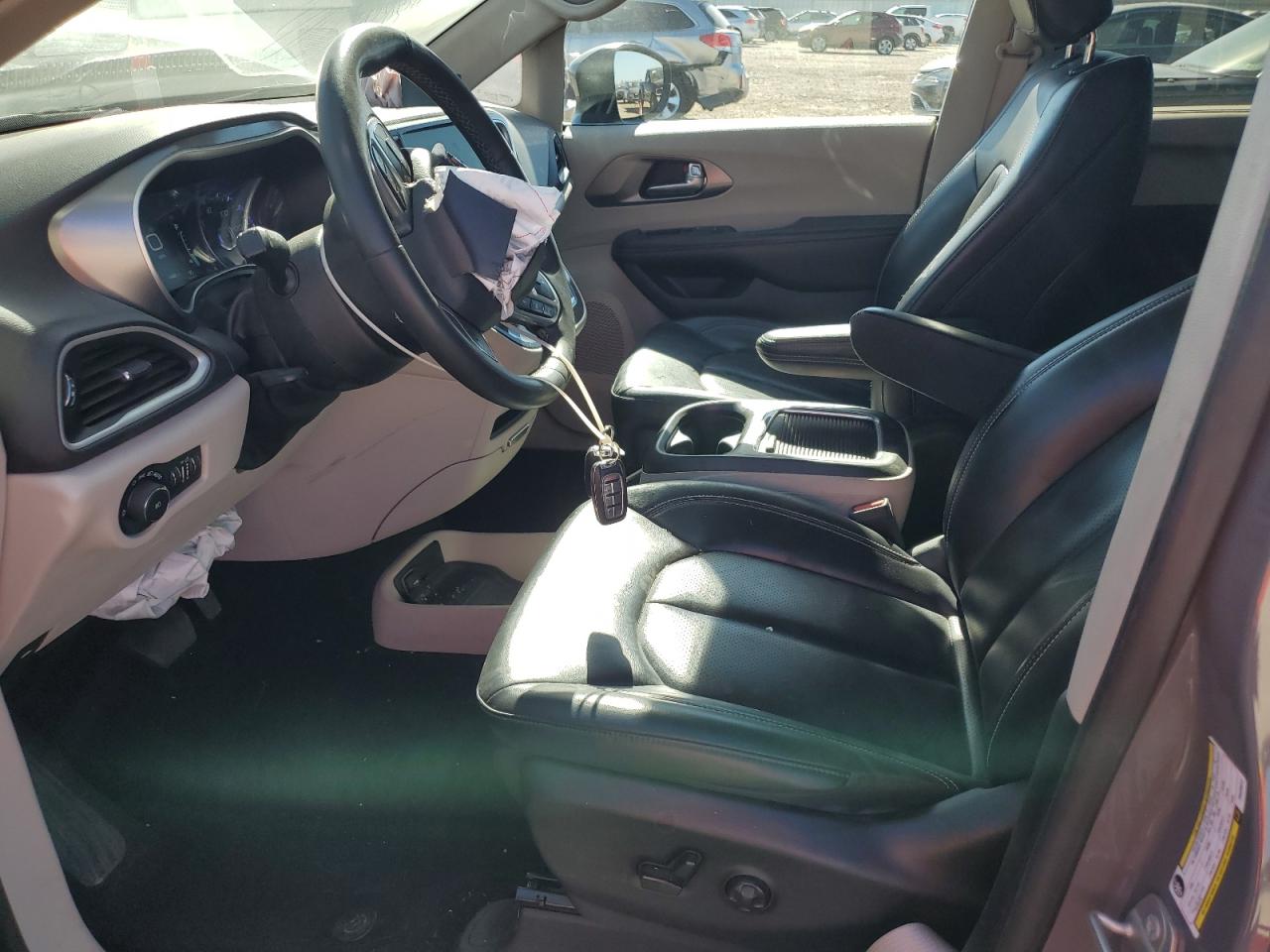 2023 Chrysler Pacifica Touring L VIN: 2C4RC1BG2PR536012 Lot: 82679845