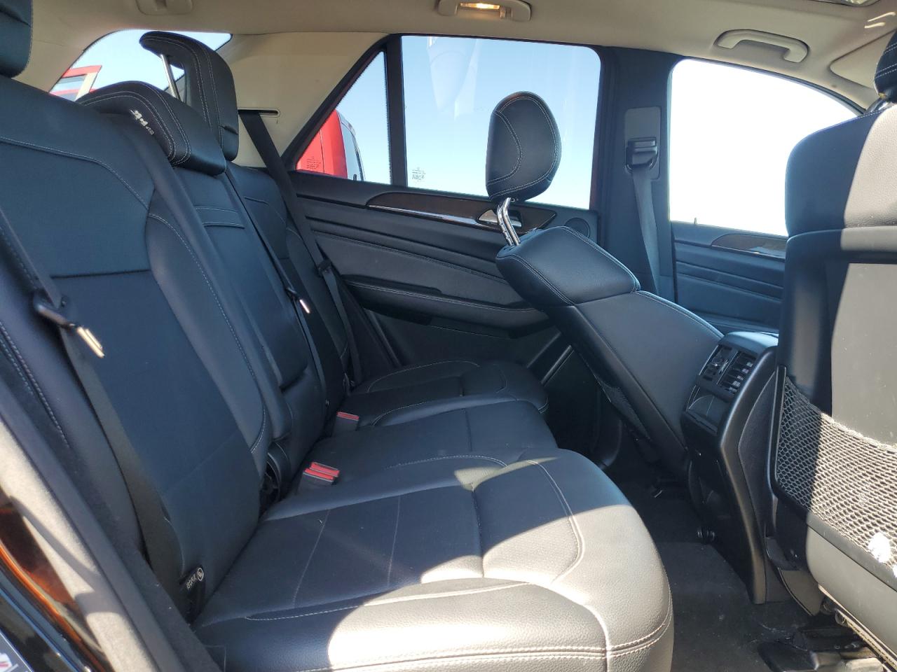 2015 Mercedes-Benz Ml 350 VIN: 4JGDA5JB2FA563934 Lot: 86833585