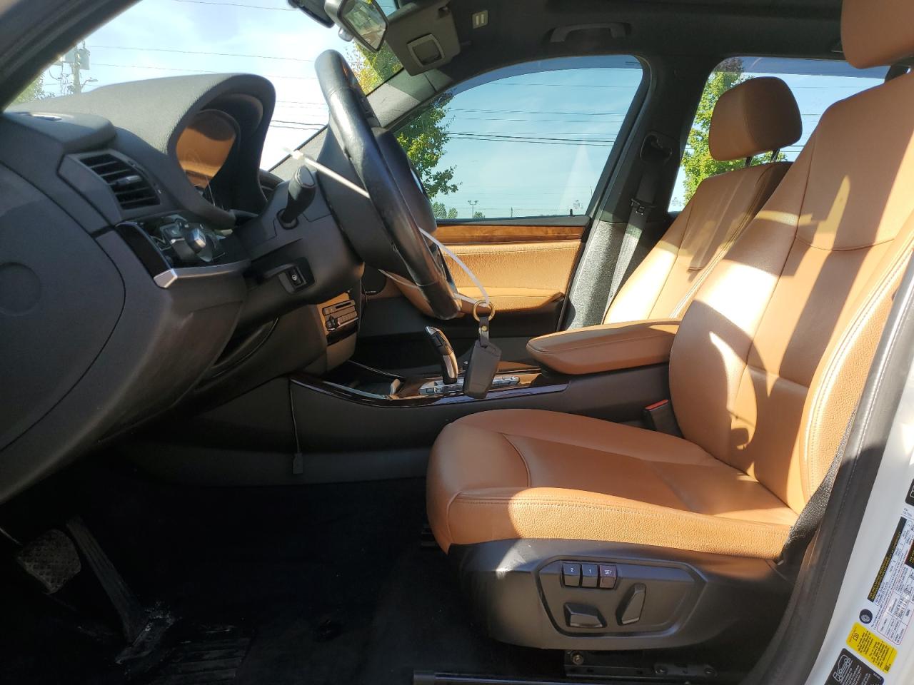 2015 BMW X3 xDrive28I VIN: 5UXWX9C52F0D50810 Lot: 81487255