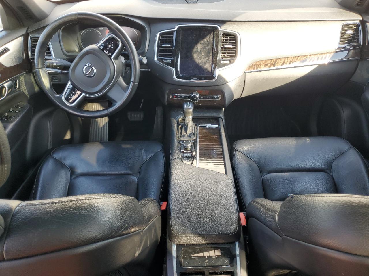 2017 Volvo Xc90 T6 VIN: YV4A22PK6H1142972 Lot: 82208195