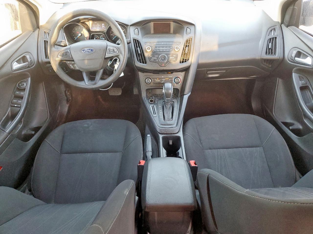 2018 Ford Focus Se VIN: 1FADP3K27JL249303 Lot: 85747515