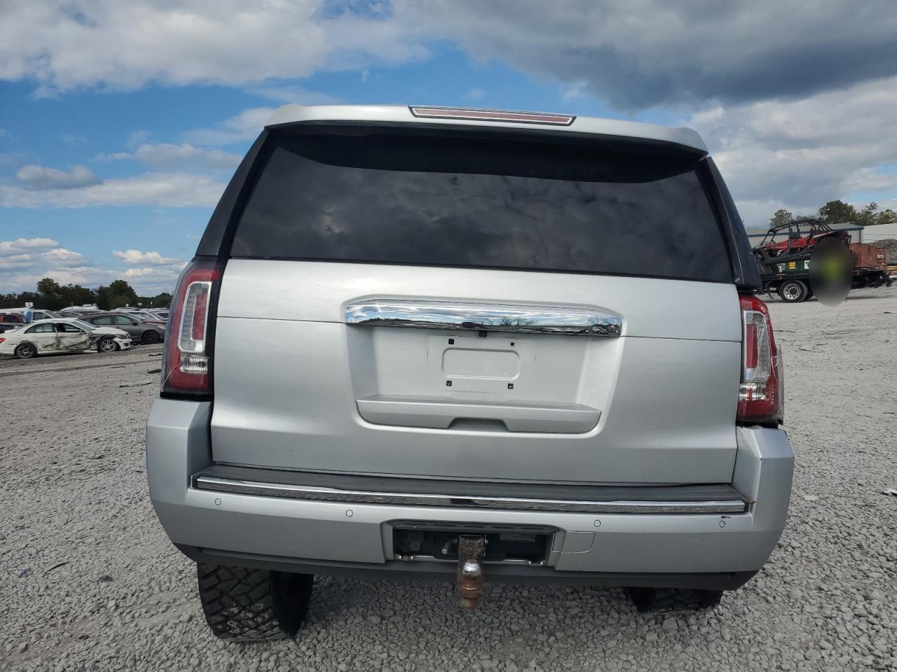 2018 GMC Yukon Xl Denali VIN: 1GKS2HKJ4JR104564 Lot: 84879265