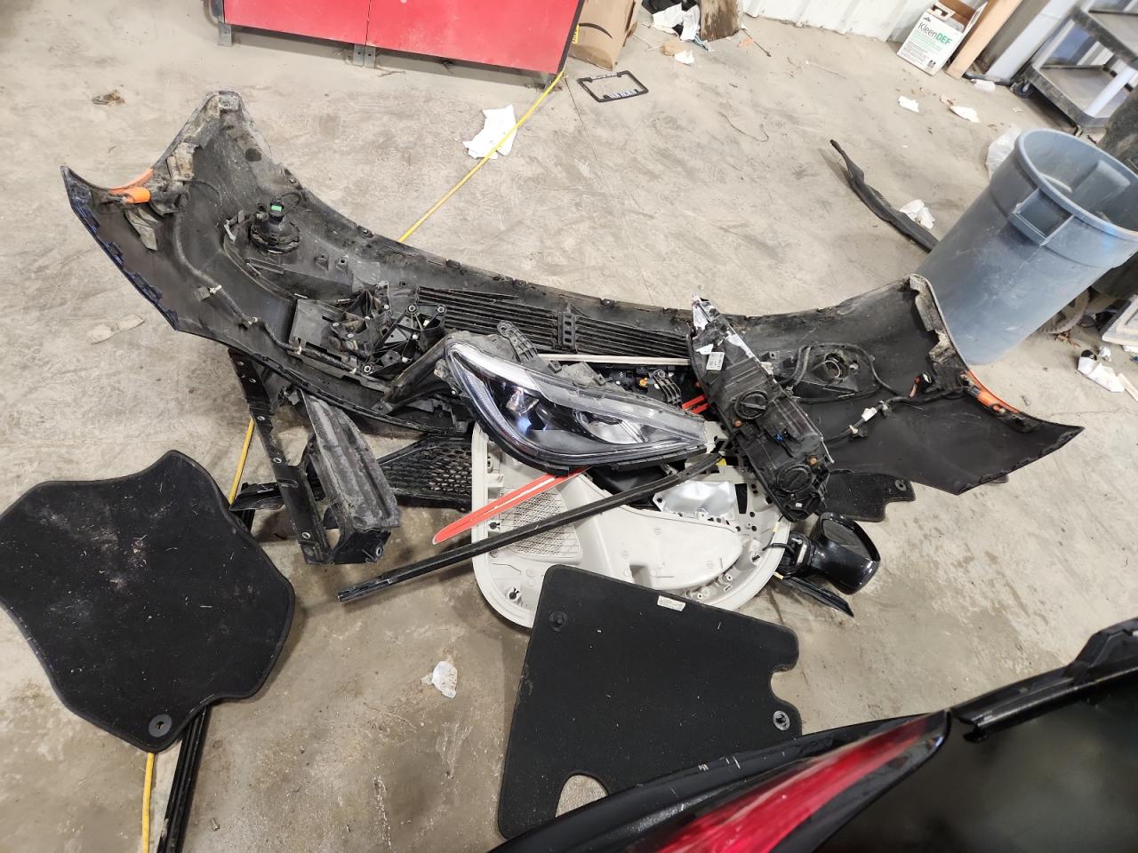 2018 Chrysler Pacifica Touring L VIN: 2C4RC1BG3JR128237 Lot: 87391365