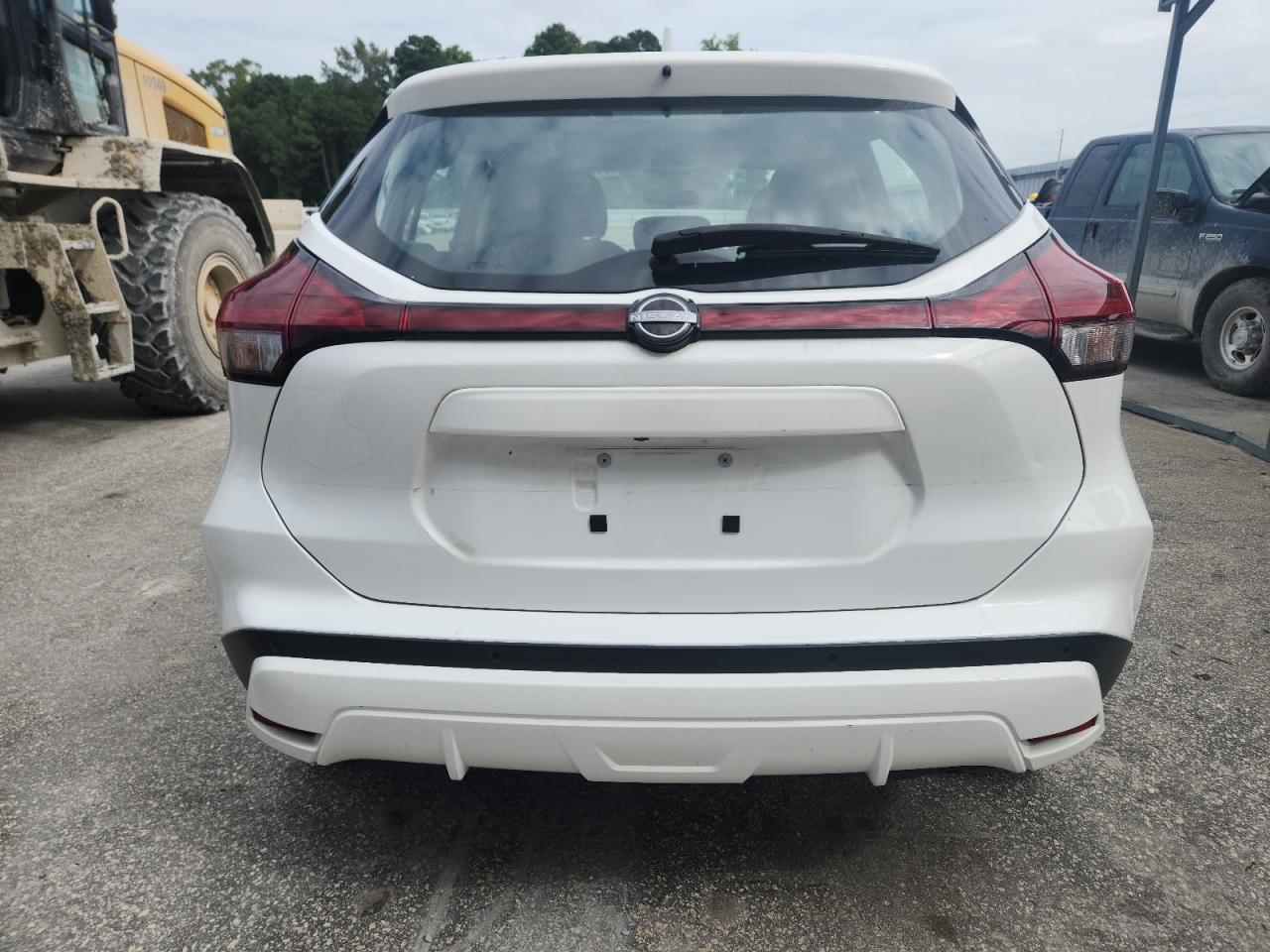 2023 Nissan Kicks S VIN: 3N1CP5BVXPL467893 Lot: 83995075