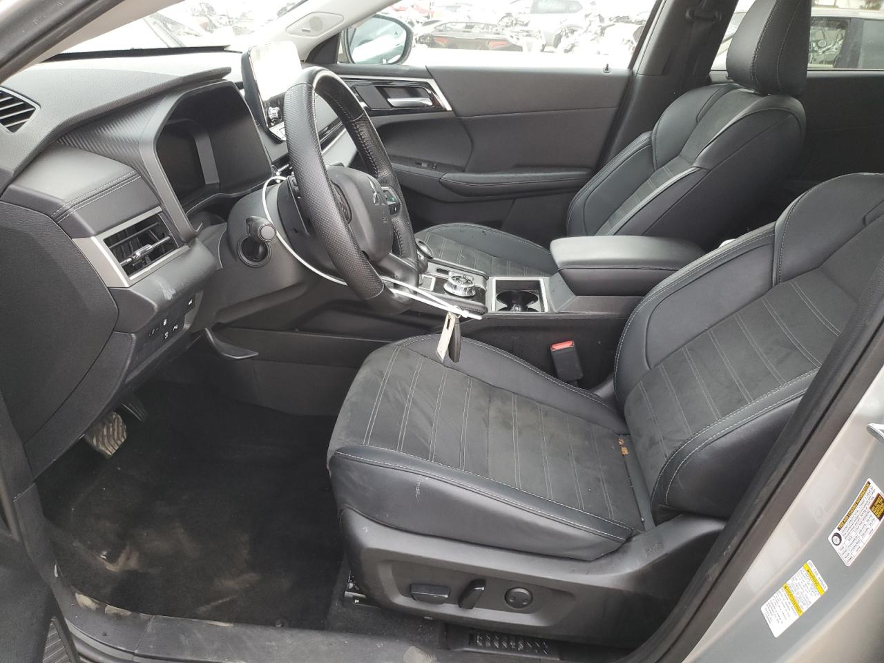 2025 Mitsubishi Outlander Se VIN: JA4T5VA91SZ001451 Lot: 89851195