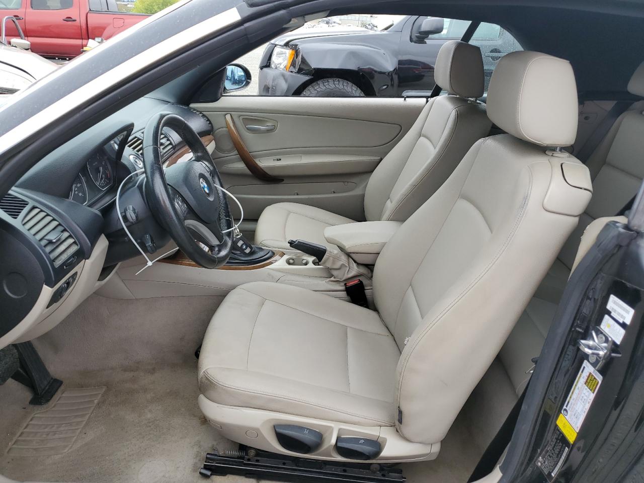 2008 BMW 128 I VIN: WBAUN13558VH79779 Lot: 81656195