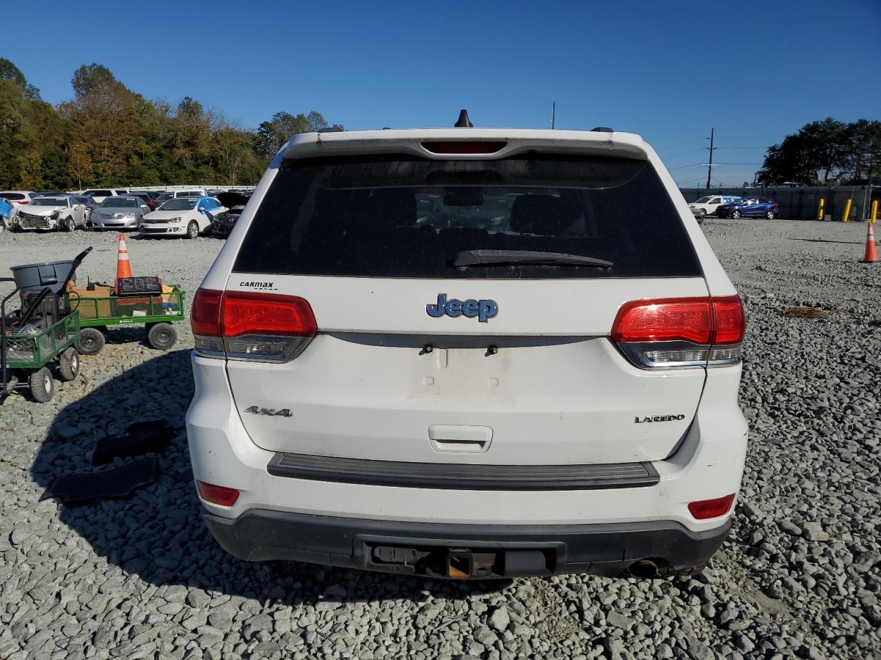 2015 Jeep Grand Cherokee Laredo VIN: 1C4RJFAG1FC736584 Lot: 82415275