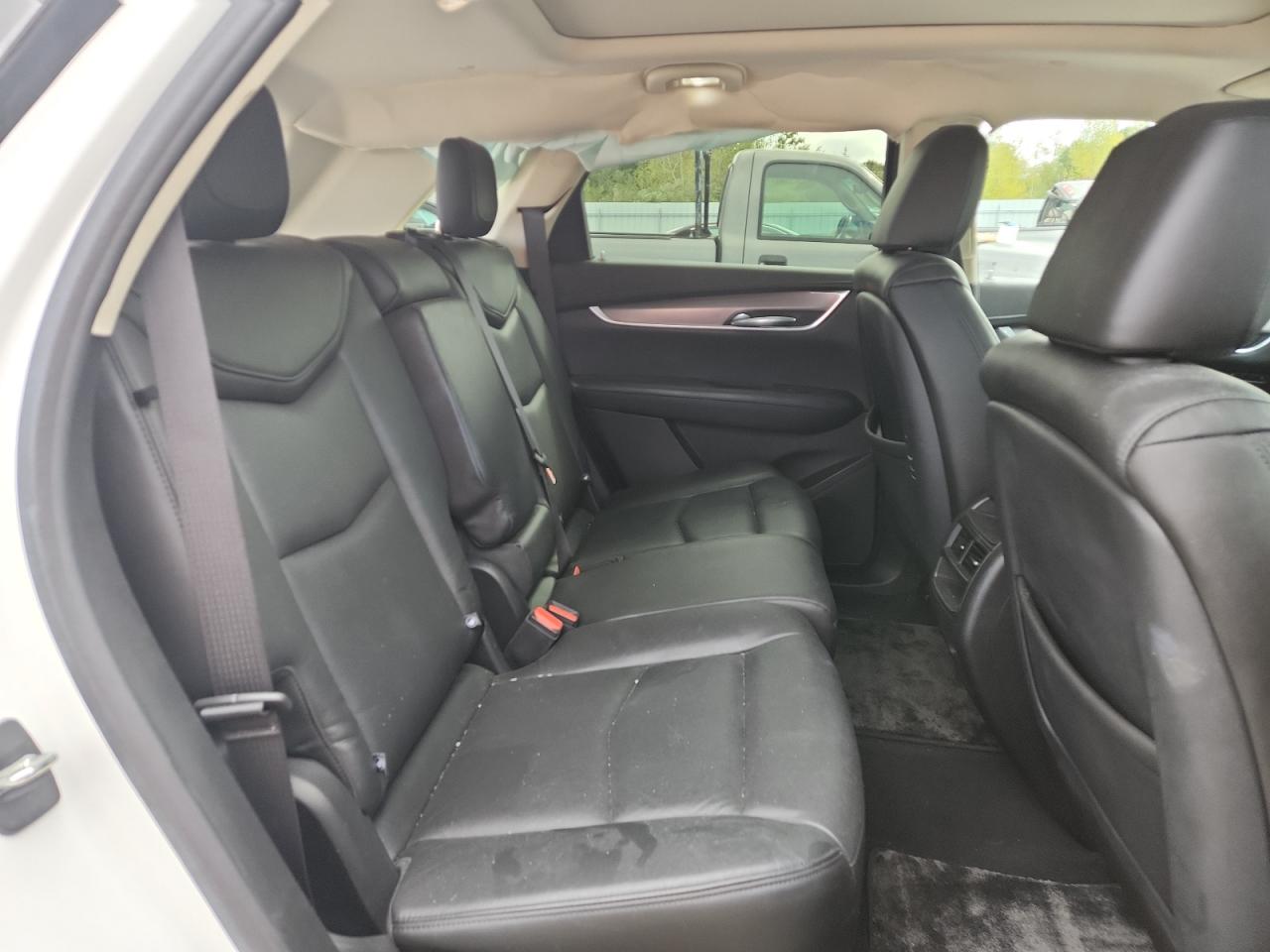 2018 Cadillac Xt5 Luxury VIN: 1GYKNCRS0JZ244299 Lot: 84832895