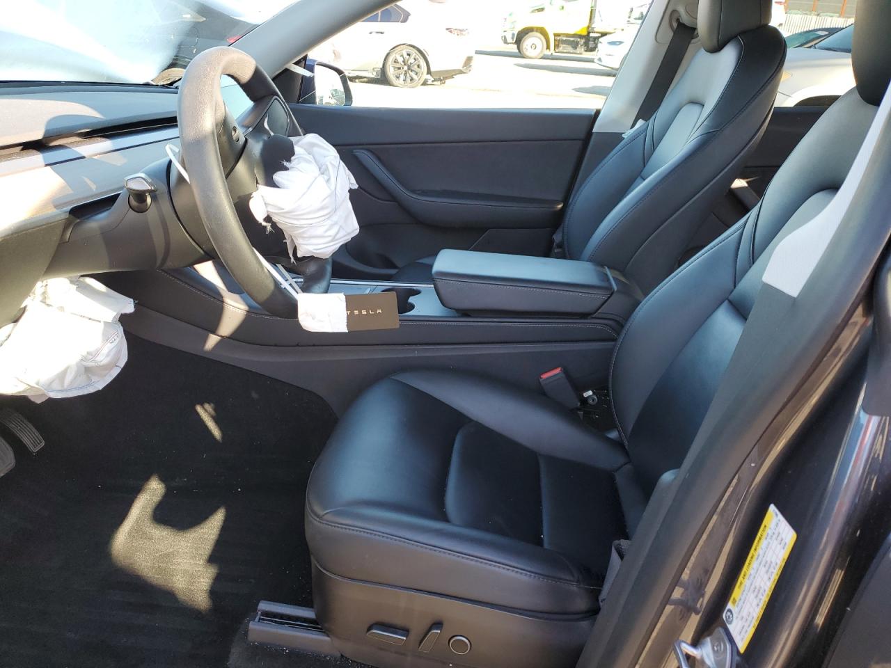 2021 Tesla Model Y VIN: 5YJYGDEE2MF217986 Lot: 82544075