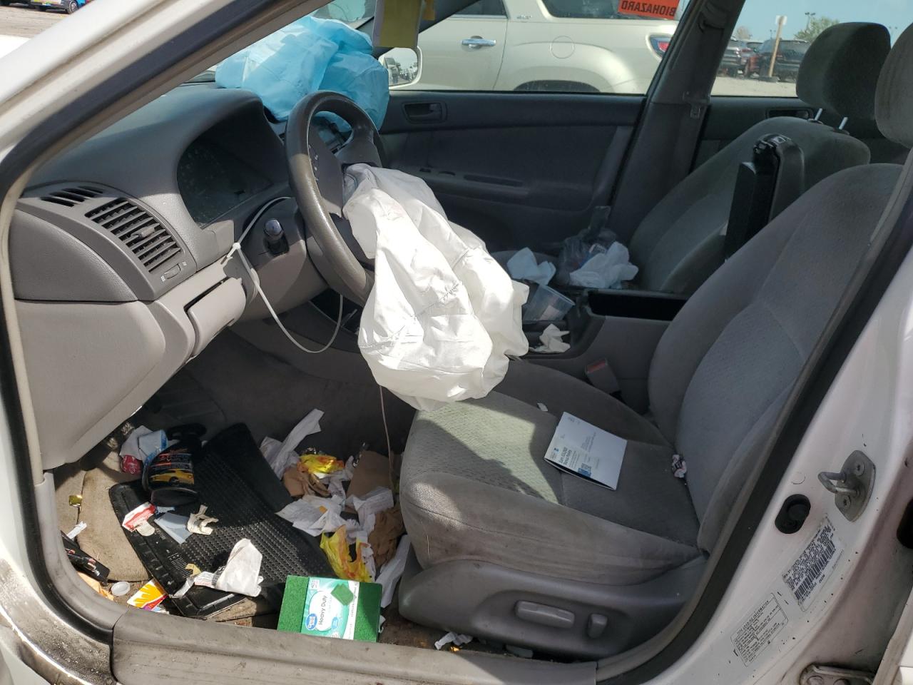 2003 Toyota Camry Le VIN: 4T1BE32K83U171243 Lot: 81398165