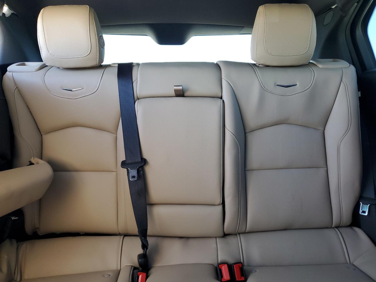 2024 Cadillac Xt4 Luxury VIN: 1GYAZAR42RF117363 Lot: 90665515