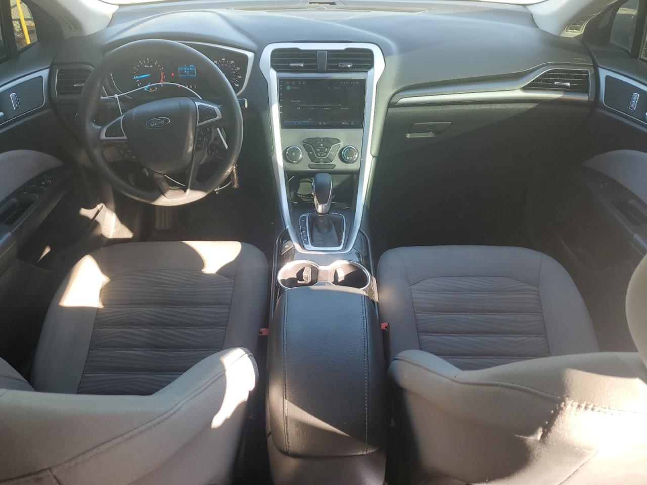 2016 Ford Fusion S VIN: 3FA6P0G74GR214191 Lot: 86821375