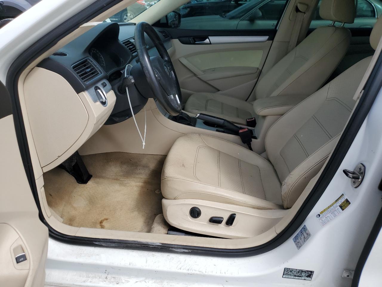 2013 Volkswagen Passat Se VIN: 1VWBH7A30DC087631 Lot: 86277255