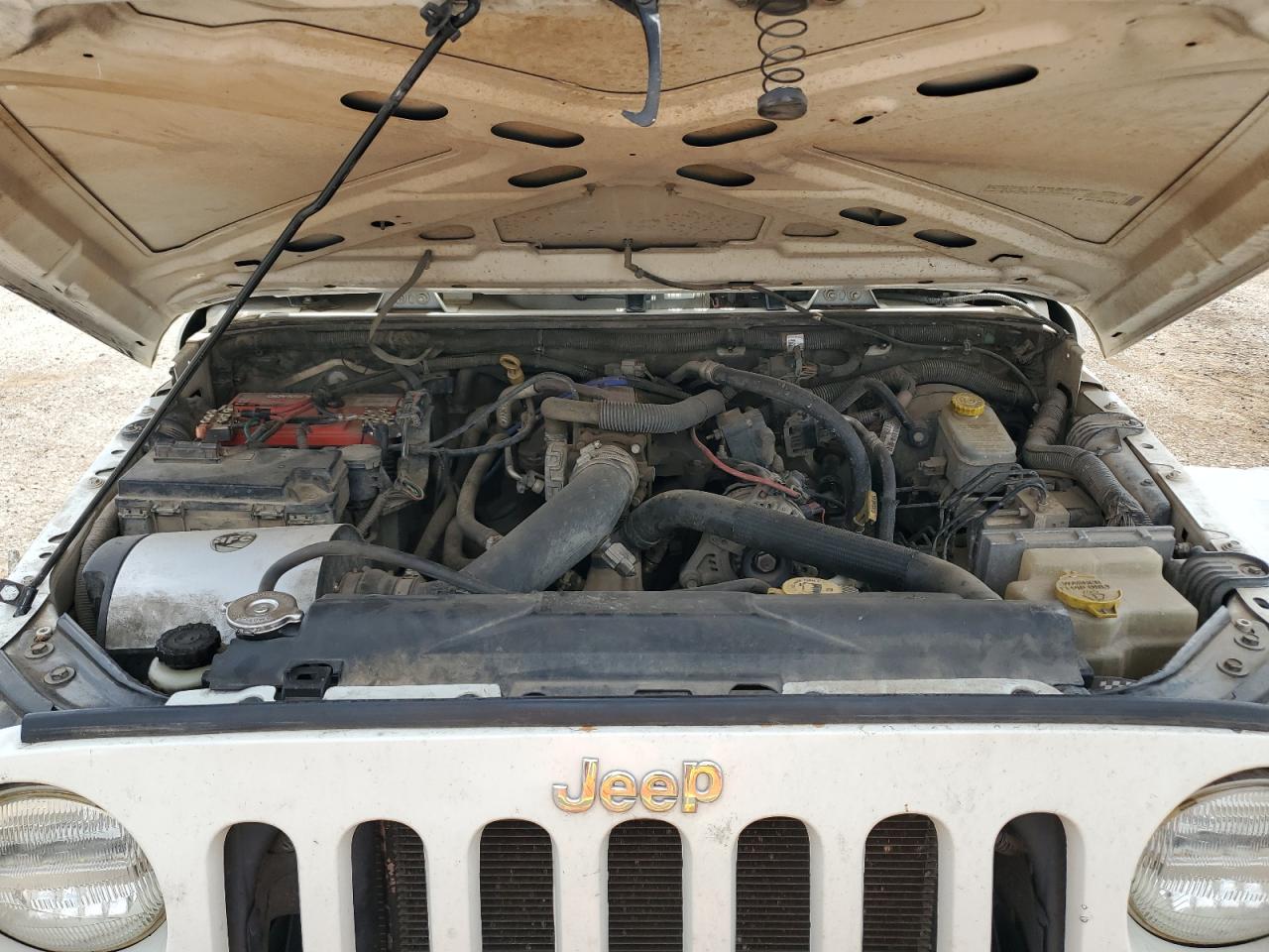 2008 Jeep Wrangler X VIN: 1J4FA24118L627350 Lot: 82374345