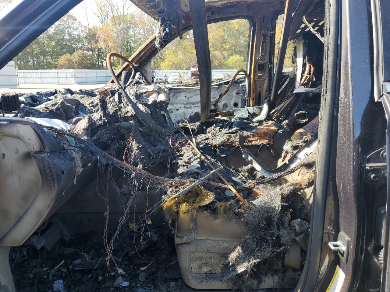 2018 GMC Yukon Xl Denali VIN: 1GKS2HKJ0JR309735 Lot: 90271795