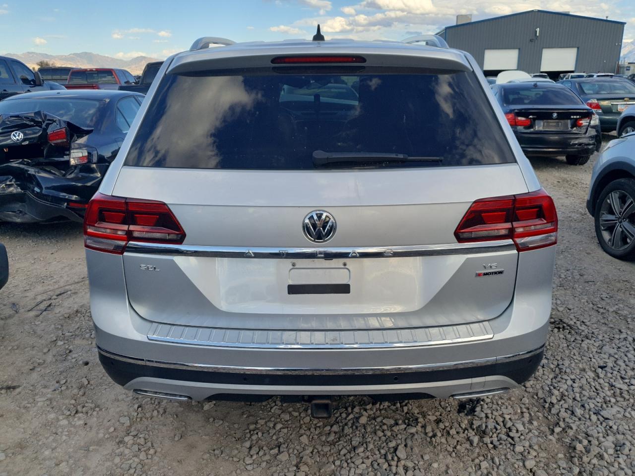 2018 Volkswagen Atlas Sel VIN: 1V2MR2CA3JC581645 Lot: 85391275