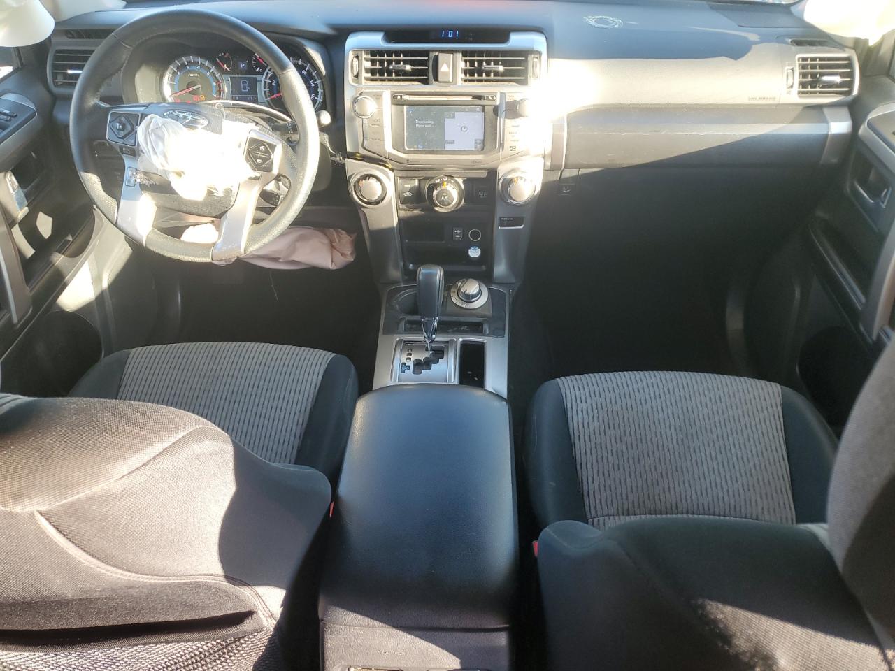 2015 Toyota 4Runner Sr5/Sr5 Premium VIN: JTEBU5JR9F5263442 Lot: 85638535