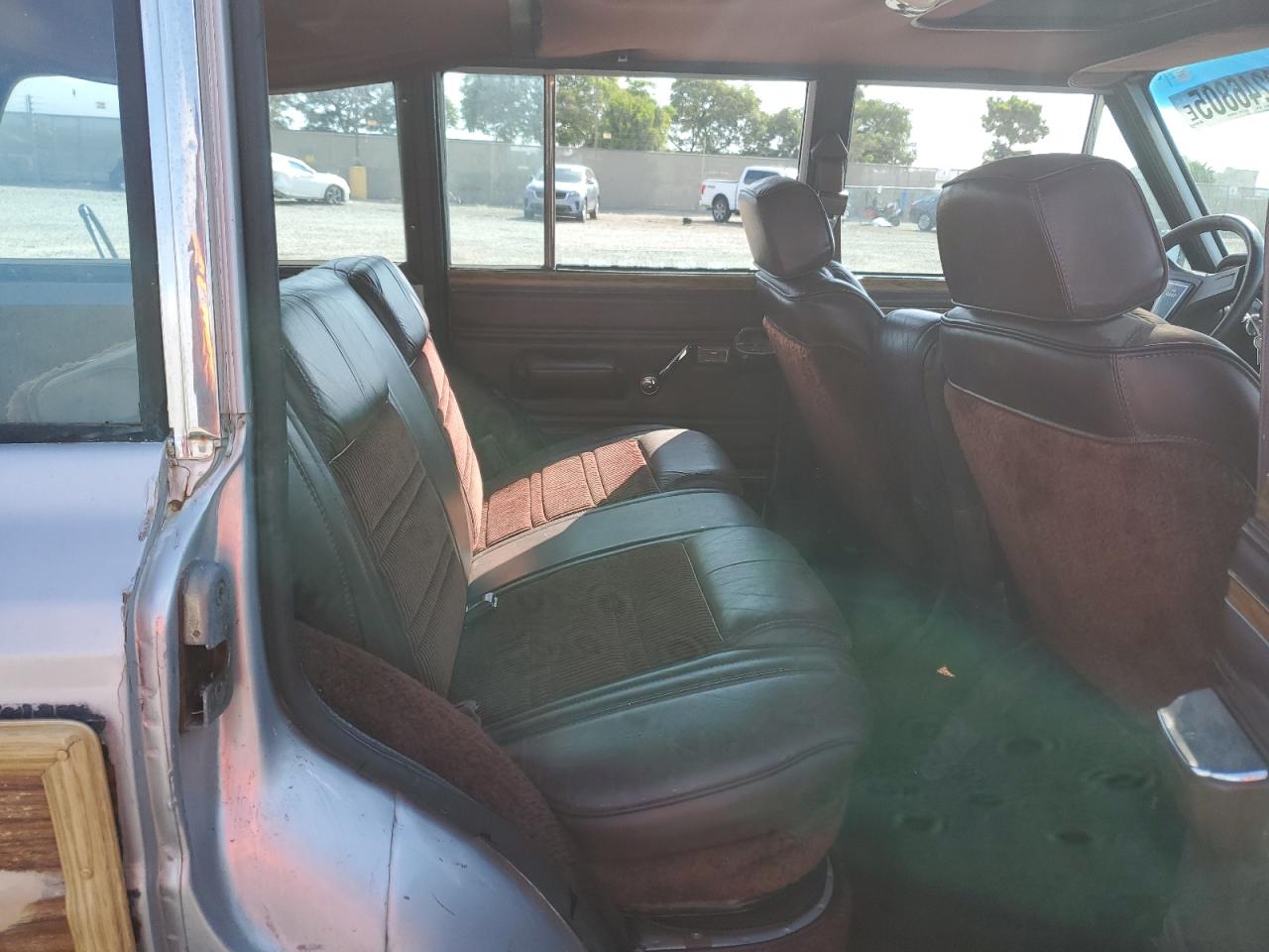 1988 Jeep Grnd Wagon VIN: 1JCNJ15U1JT039408 Lot: 82246805