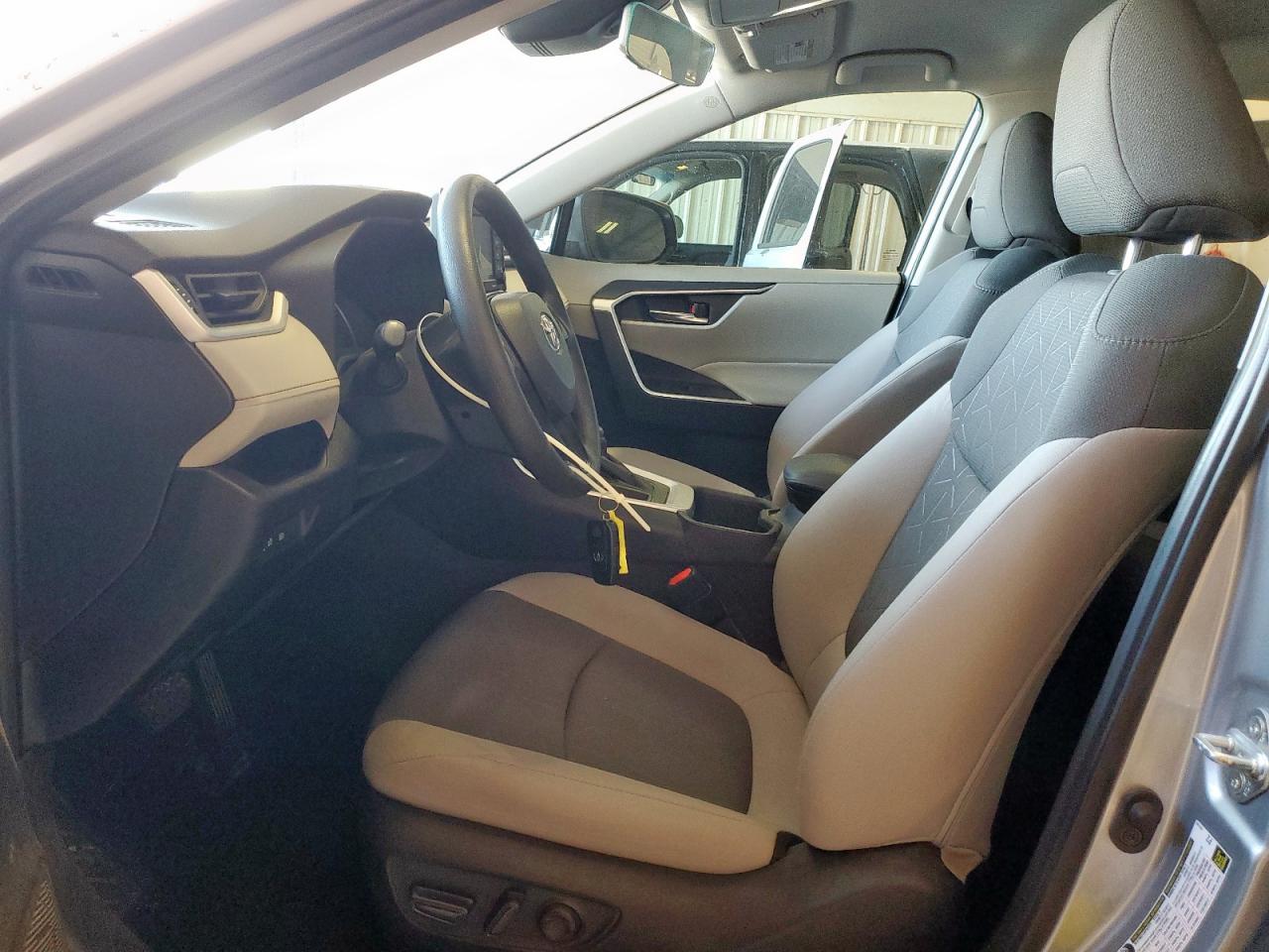 2022 Toyota Rav4 Xle VIN: 2T3W1RFV3NC206951 Lot: 82331565