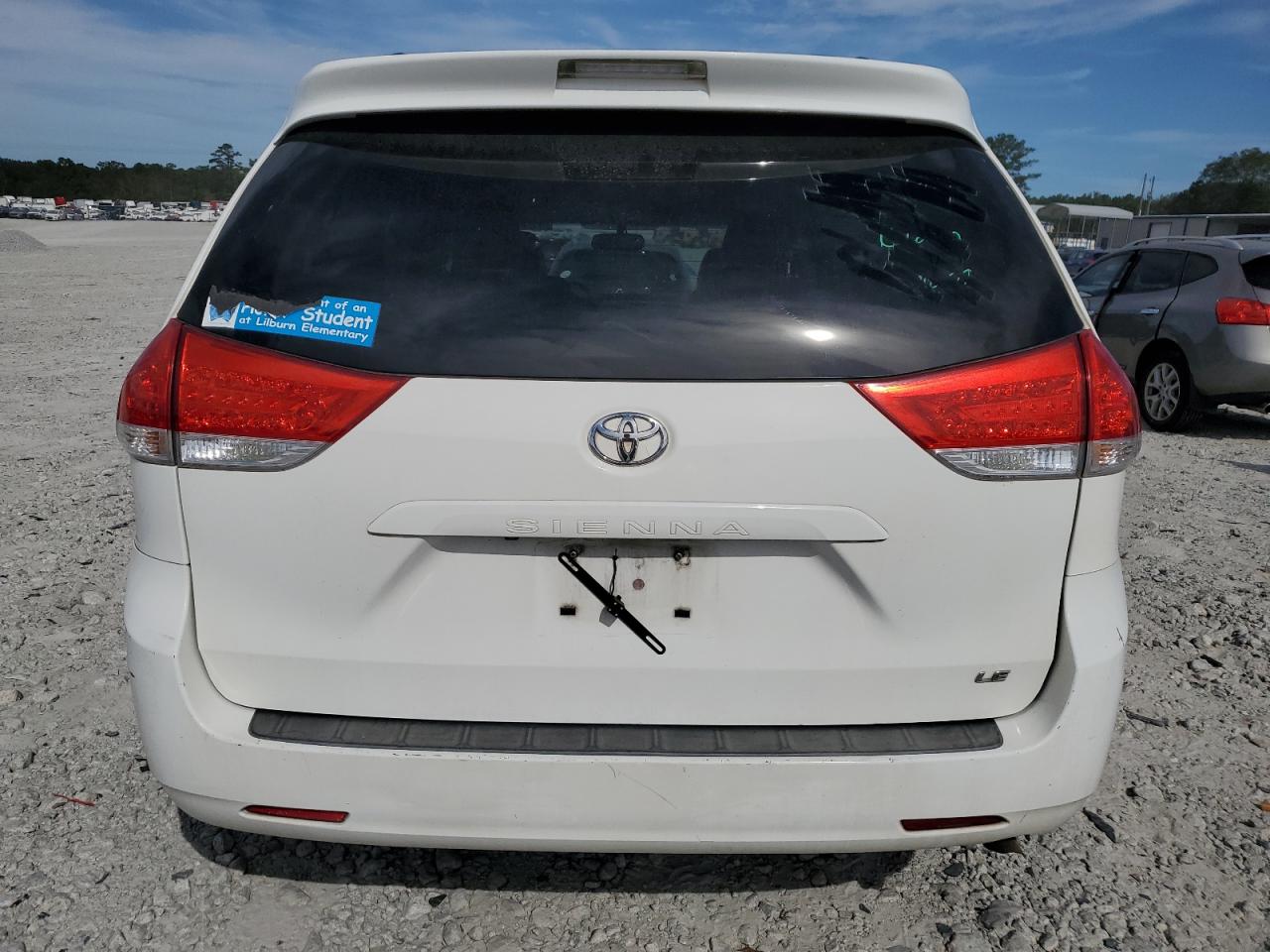 2011 Toyota Sienna Le VIN: 5TDKK3DC0BS123368 Lot: 81385665