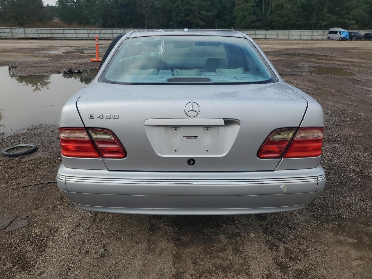2002 Mercedes-Benz E 430 VIN: WDBJF70J62B411073 Lot: 82208235