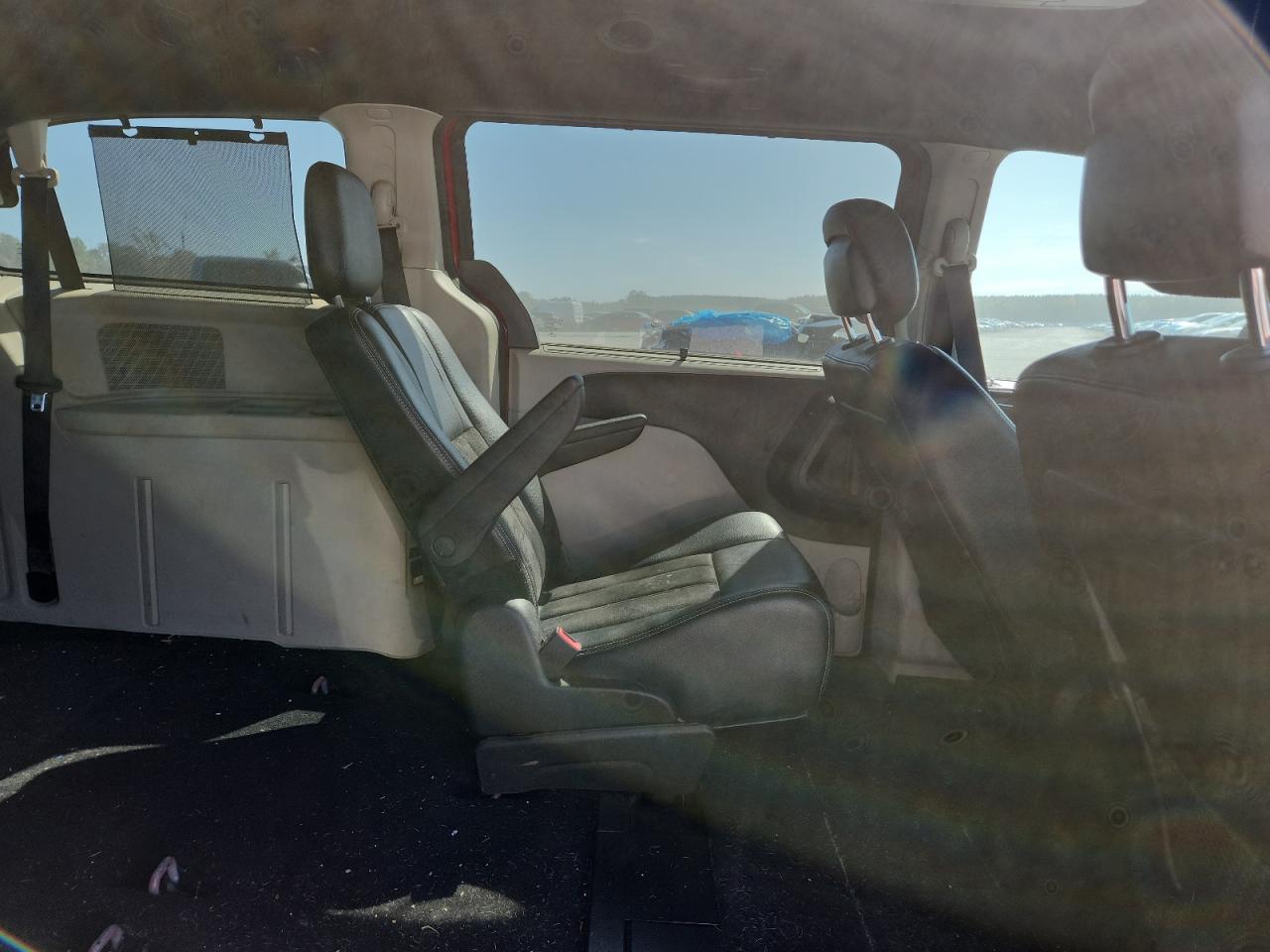 2014 Dodge Grand Caravan Sxt VIN: 2C4RDGCG4ER370958 Lot: 84572855