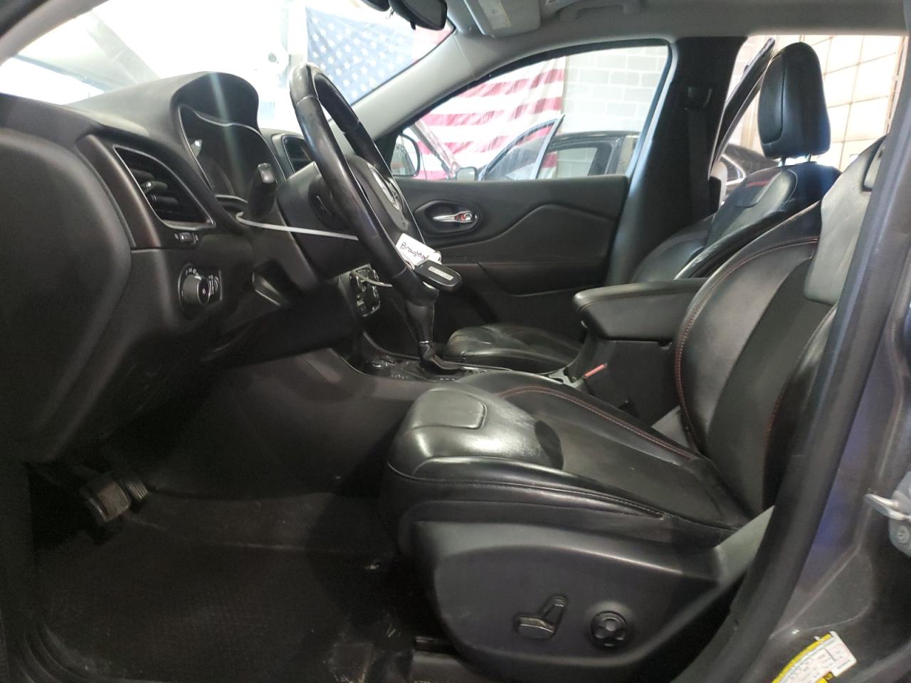 2019 Jeep Cherokee Trailhawk VIN: 1C4PJMBX8KD298970 Lot: 89880565