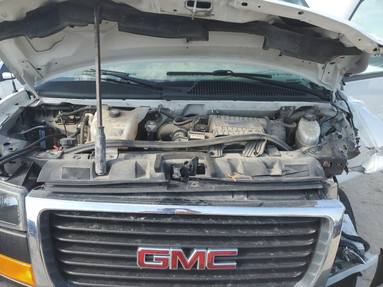 2018 GMC Savana G2500 VIN: 1GTW7AFG2J1208716 Lot: 86511155