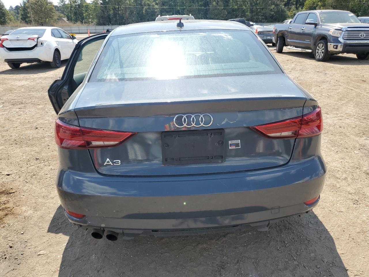 2017 Audi A3 Premium VIN: WAUAUGFF4H1043322 Lot: 84395285