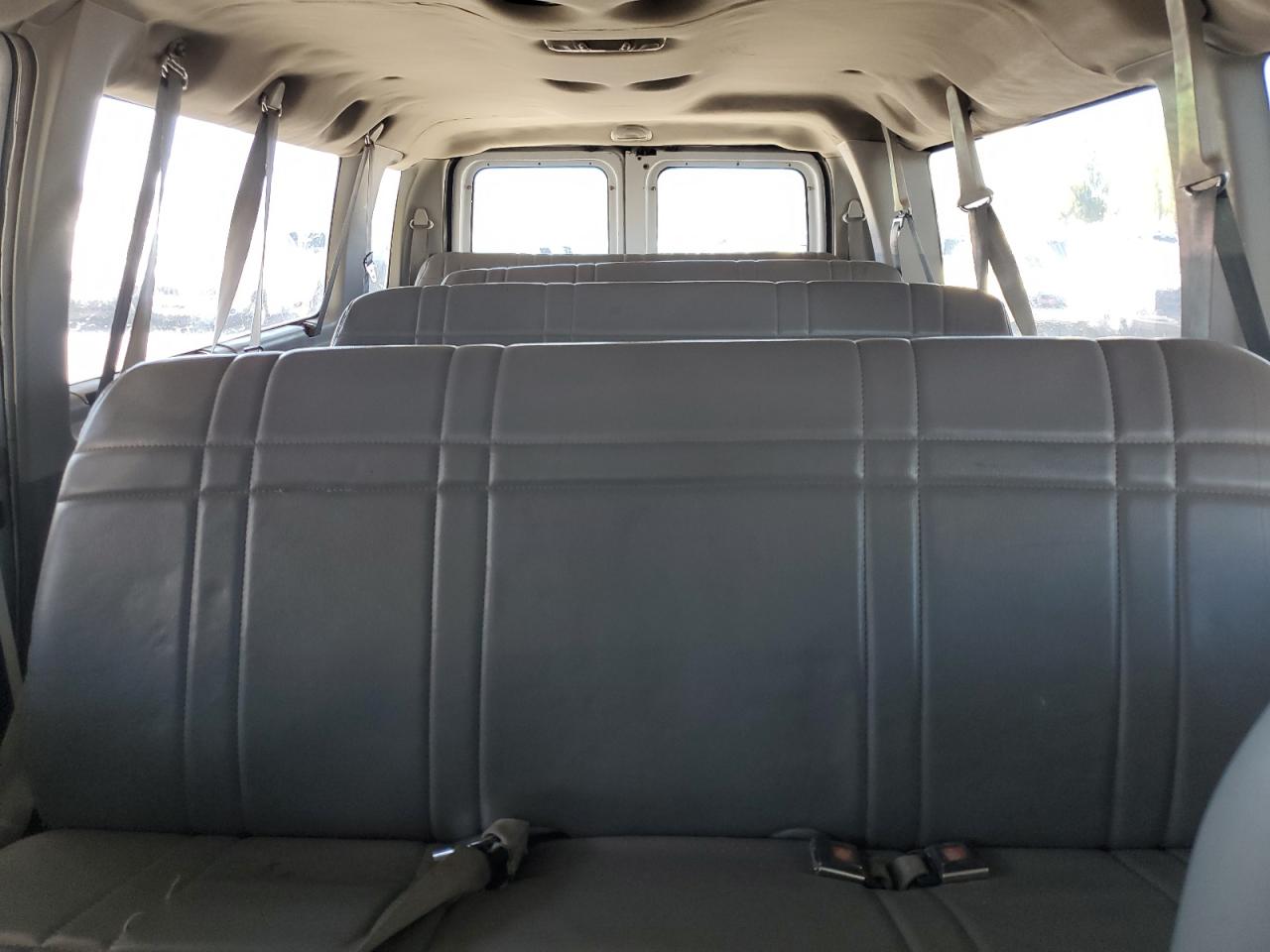 2003 Ford Econoline E350 Super Duty Wagon VIN: 1FBSS31S83HB06758 Lot: 86329305