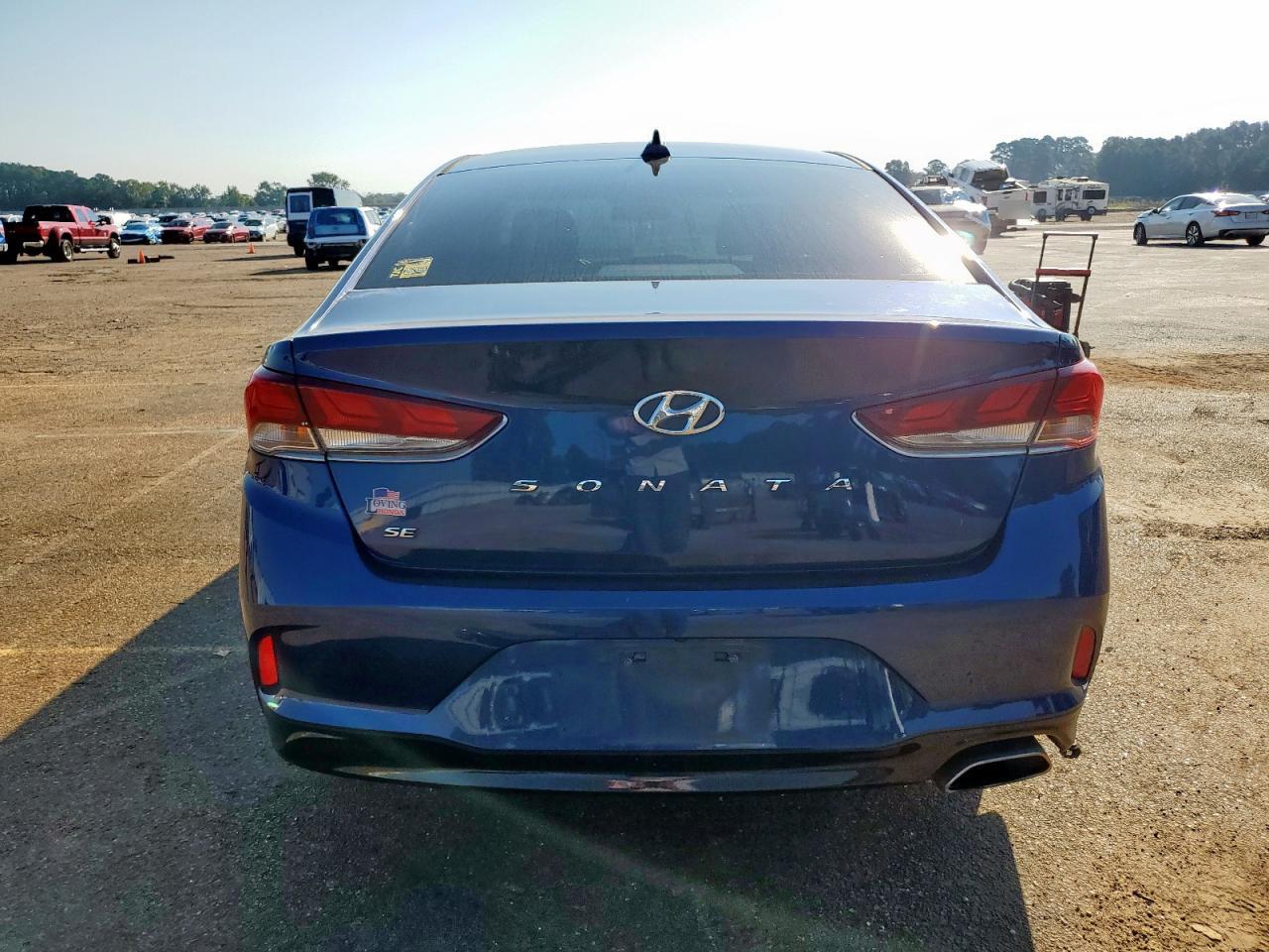 2018 Hyundai Sonata Se VIN: 5NPE24AF2JH667182 Lot: 81445715