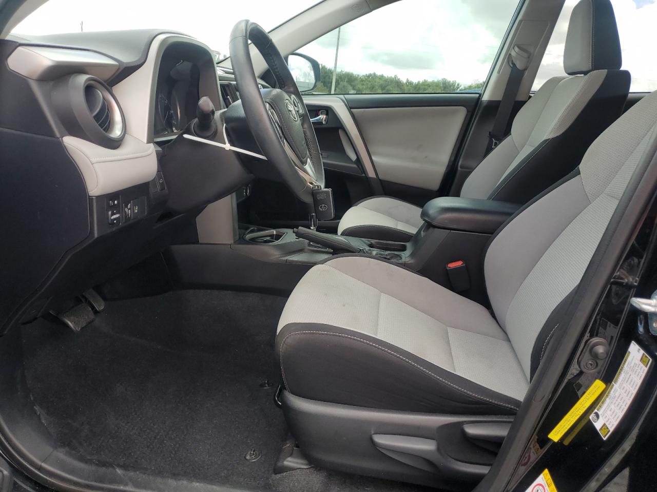 2017 Toyota Rav4 Xle VIN: 2T3WFREV4HW371638 Lot: 85333695