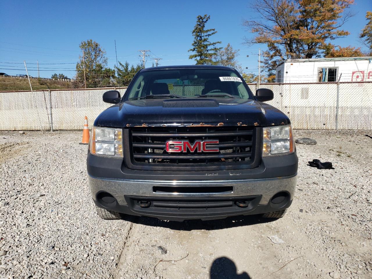 2011 GMC Sierra K1500 VIN: 1GTR2TE33BZ219085 Lot: 86881835