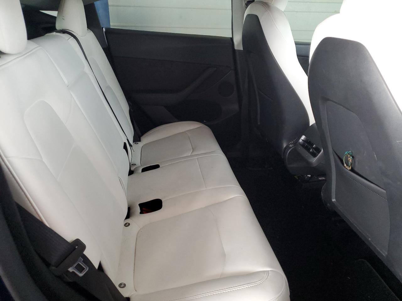 2023 Tesla Model Y VIN: 7SAYGDEE5PF672581 Lot: 89501245