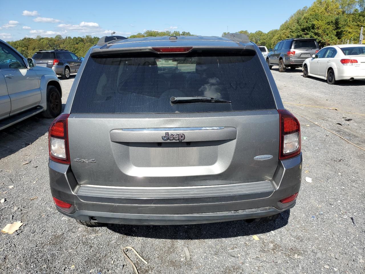 2014 Jeep Compass Latitude VIN: 1C4NJDEB8ED505465 Lot: 82397275