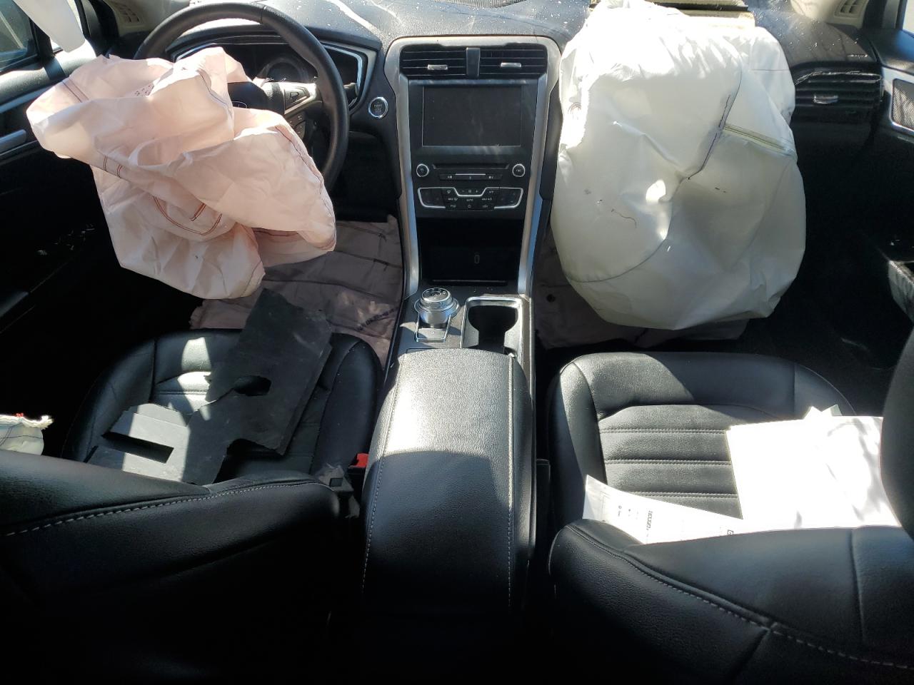 2017 Ford Fusion Se VIN: 3FA6P0HD5HR410288 Lot: 82547405