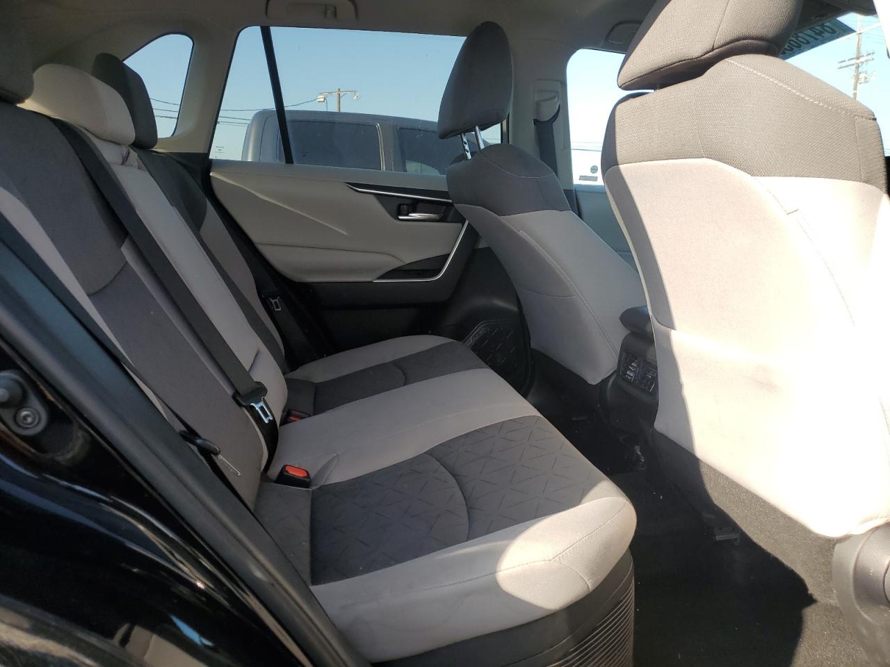 2020 Toyota Rav4 Xle VIN: 2T3RWRFV3LW050534 Lot: 84788395