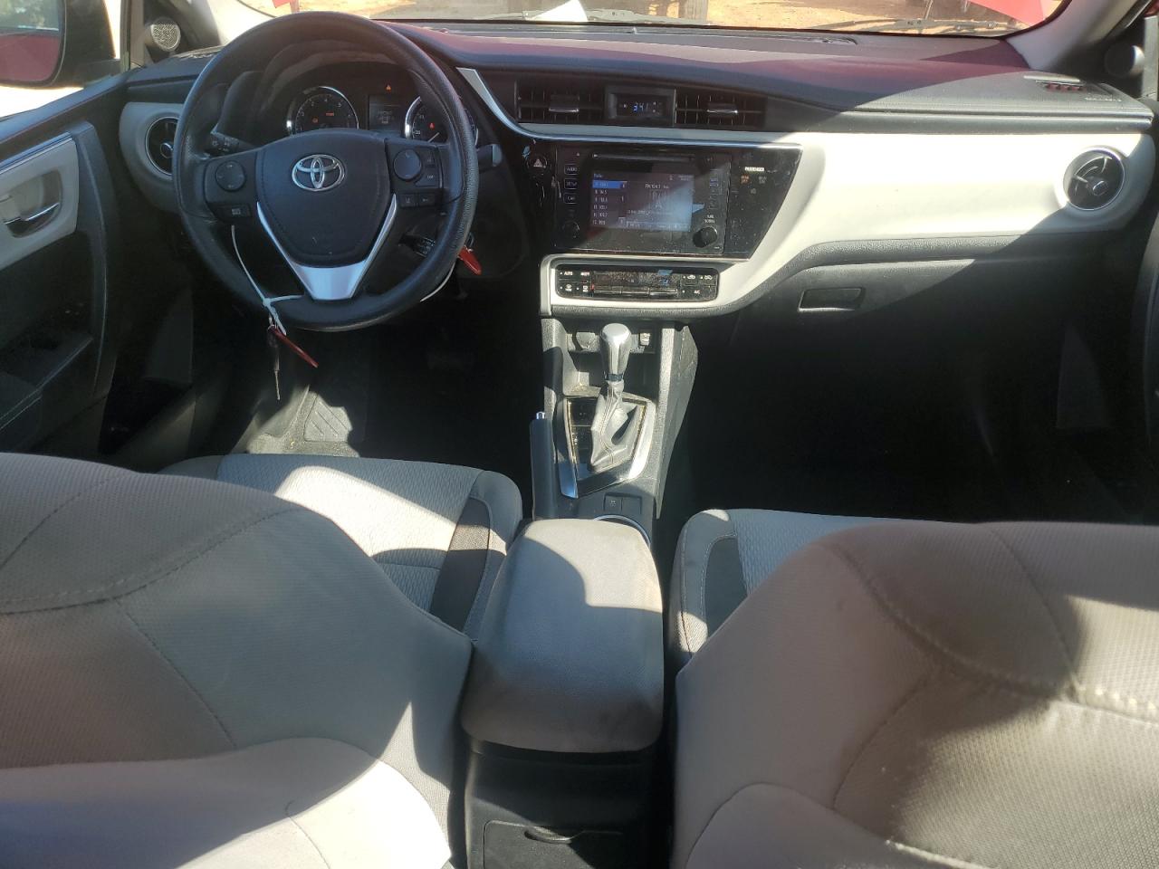 2017 Toyota Corolla L VIN: 2T1BURHE4HC896323 Lot: 82377685