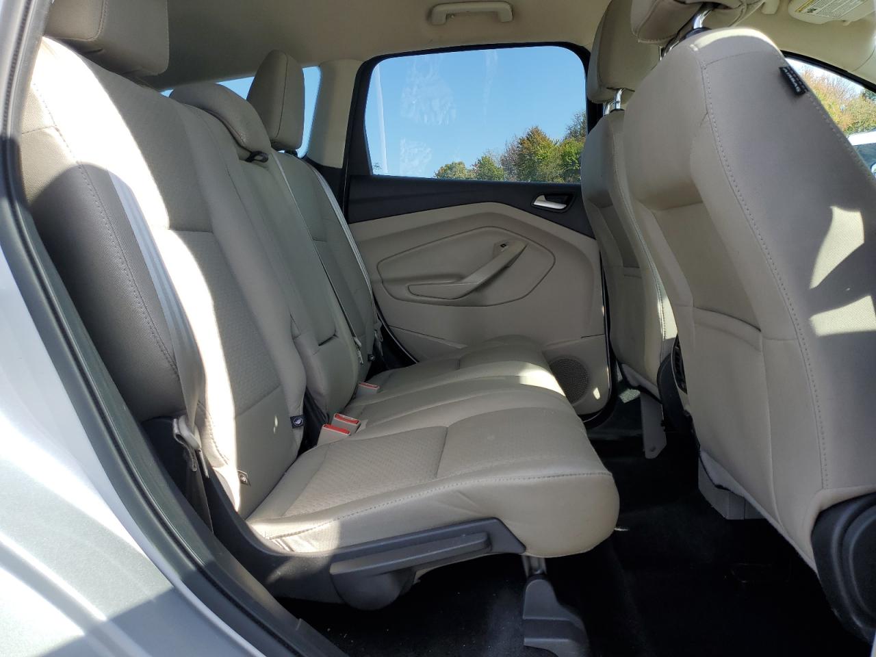 2017 Ford Escape Se VIN: 1FMCU0GDXHUD06889 Lot: 82341275