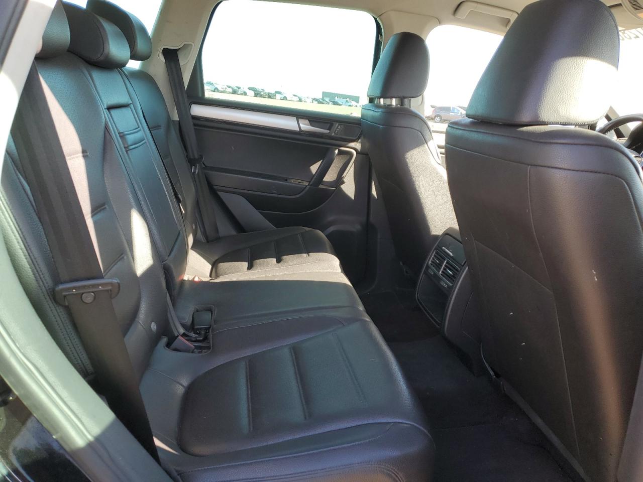 2012 Volkswagen Touareg V6 VIN: WVGEF9BP4CD010901 Lot: 89728035