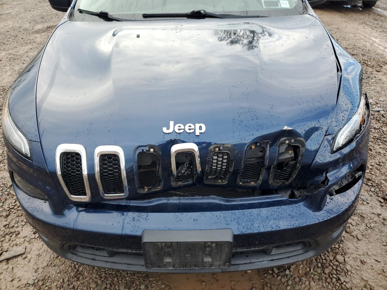 2018 Jeep Cherokee Latitude VIN: 1C4PJMCB4JD554524 Lot: 87371155