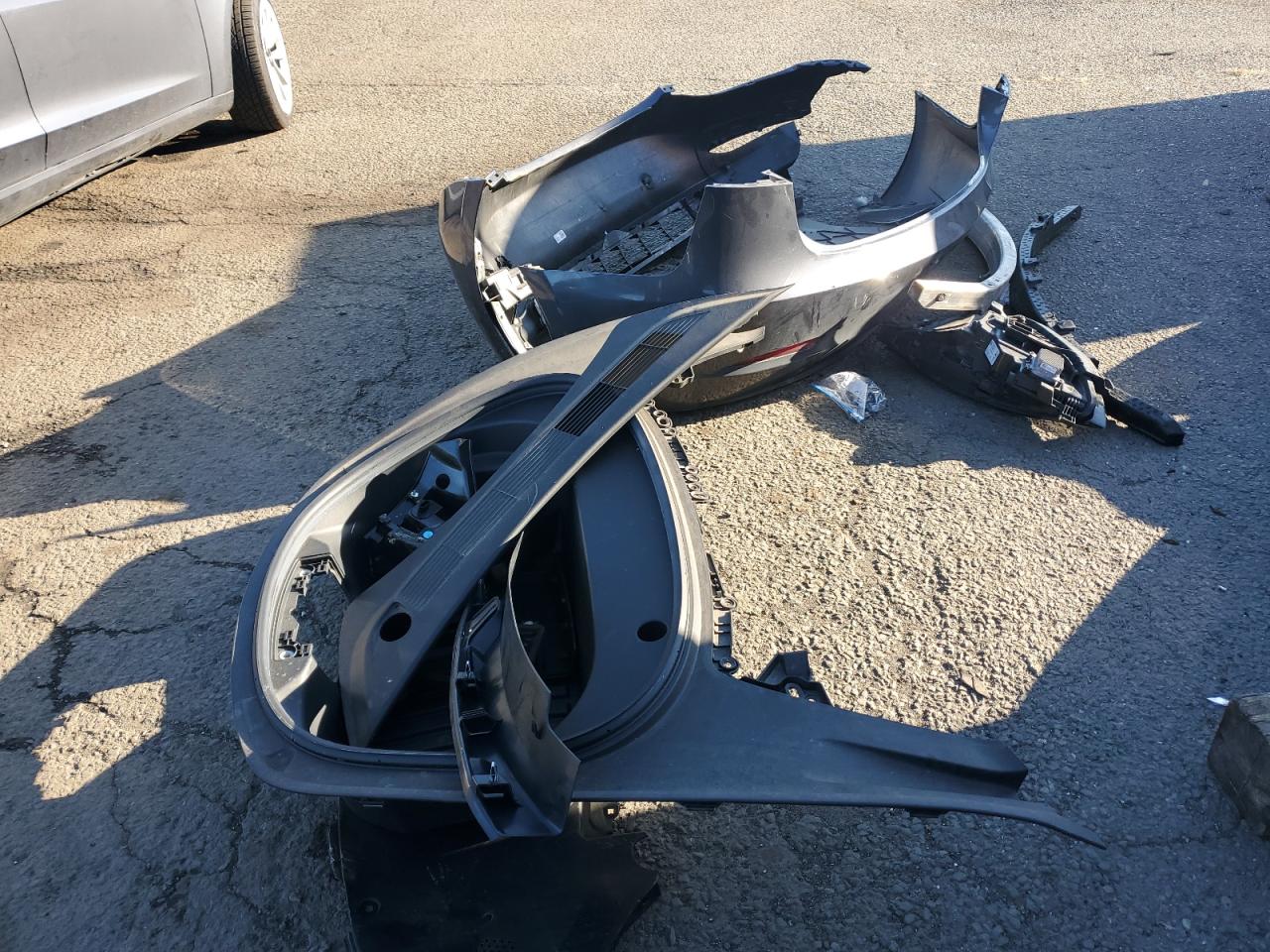 2023 Tesla Model 3 VIN: 5YJ3E1EA8PF437309 Lot: 84890715