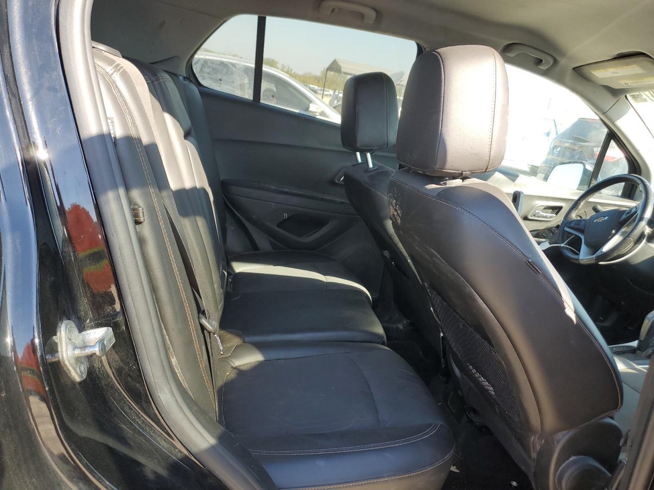 2019 Chevrolet Trax 1Lt VIN: 3GNCJLSB1KL296931 Lot: 86819075