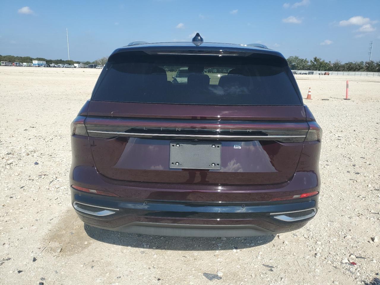 2024 Lincoln Nautilus Reserve VIN: 5LMPJ8KA0RJ879077 Lot: 90303055