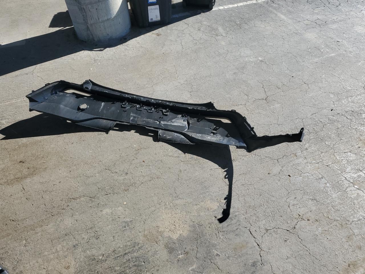 2026 Tesla Model Y VIN: 7SAYGDEE8TF328964 Lot: 87102195